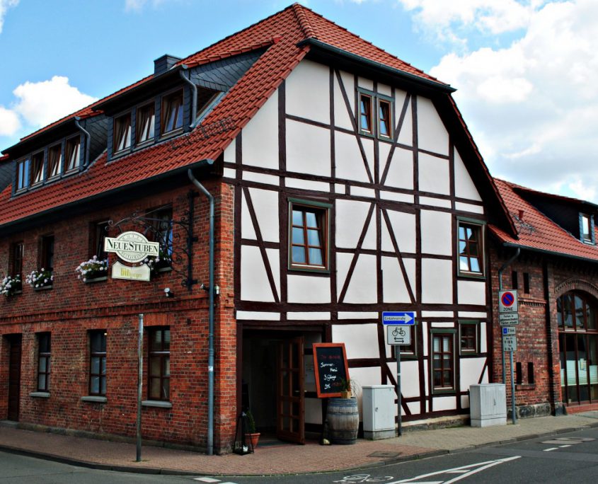 Außenansicht Hotel Neue Stuben Wolfsburg